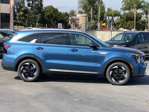 New 2026 Kia Sorento EX image 4