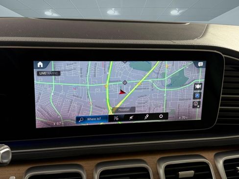 Used 2023 Mercedes-Benz GLS 450 4MATIC image 29