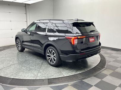 New 2027 Ford Explorer ST-Line w/ Premium Package