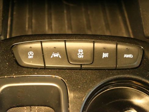 Used 2023 Chevrolet TrailBlazer LT w/ Convenience Package AWD/4WD image 25