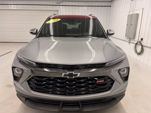 Used 2024 Chevrolet TrailBlazer RS w/ Driver Confidence Package AWD/4WD image 2
