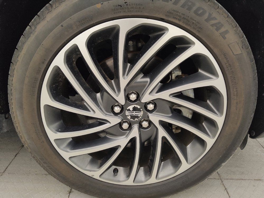 Used 2020 Lincoln Nautilus Reserve w/ Equipment Group 201A FWD image 31