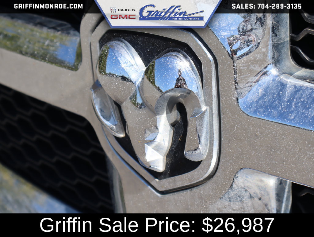 Used 2018 RAM 2500 Tradesman w/ Chrome Appearance Group AWD/4WD image 12