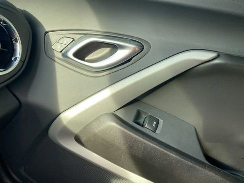 Used 2023 Chevrolet Camaro LT image 20