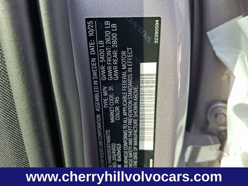 New 2026 Volvo XC60 B5 Plus w/ Protection Package Premier image 17