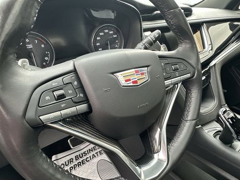 Used 2023 Cadillac XT6 Sport w/ Technology Package image 14