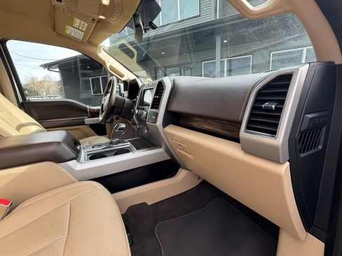 Used 2018 Ford F150 Lariat w/ Equipment Group 501A Mid image 26