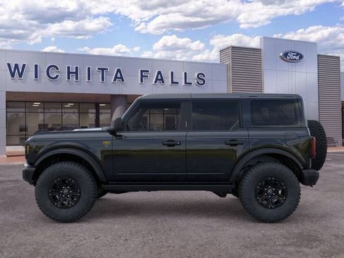 New 2026 Ford Bronco Badlands w/ Wildtrak Package AWD/4WD image 3