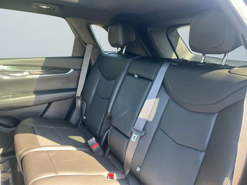Used 2021 Cadillac XT5 Premium Luxury AWD/4WD image 13