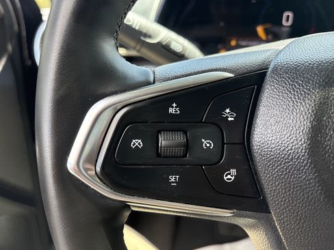 Used 2024 Chevrolet Trax ACTIV w/ Driver Confidence Package FWD image 18