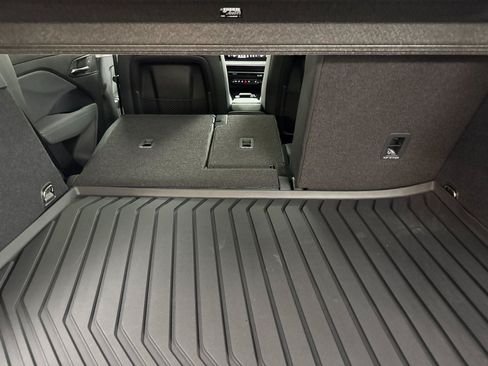 New 2026 Audi Q3 quattro 2.0T AWD/4WD image 14
