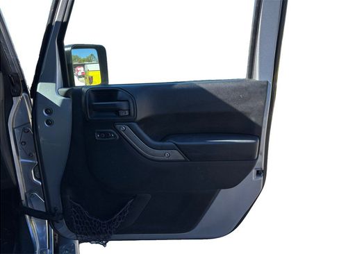 Used 2017 Jeep Wrangler Unlimited Sport w/ Quick Order Package 24S image 32