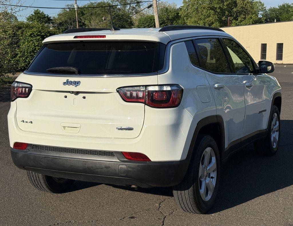 Used 2018 Jeep Compass Latitude w/ Popular Equipment Group AWD/4WD image 12