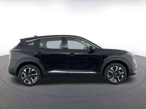 Used 2026 Nissan Kicks SV w/ Cold Weather Package AWD/4WD image 10