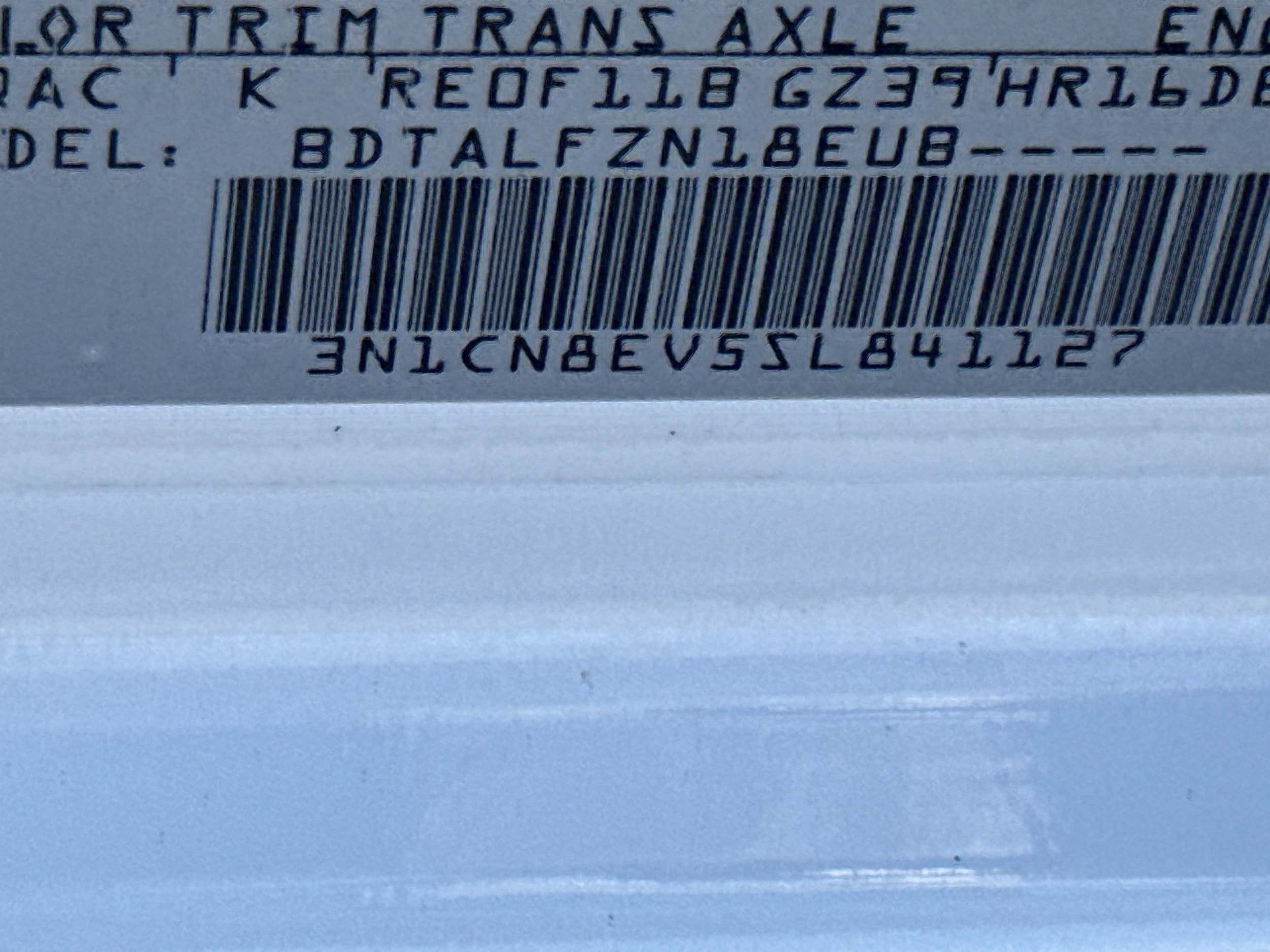 Used 2025 Nissan Versa SV FWD image 31