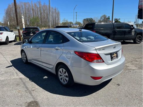 Used 2015 Hyundai Accent GLS image 7