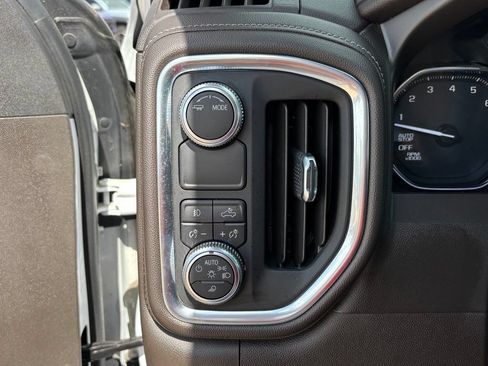 Used 2021 GMC Sierra 1500 SLT RWD image 25