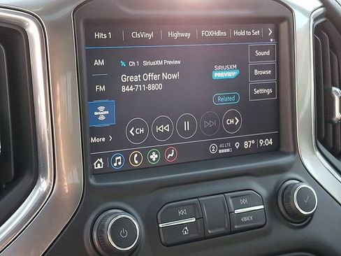 Used 2021 Chevrolet Silverado 1500 LT Trail Boss w/ Convenience Package II image 19