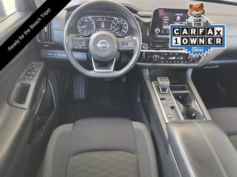 Used 2024 Nissan Pathfinder SV FWD image 12