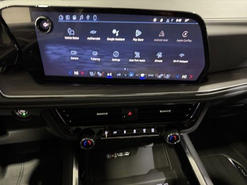 New 2026 Chevrolet Suburban Premier w/ Sun And Tow Package image 22