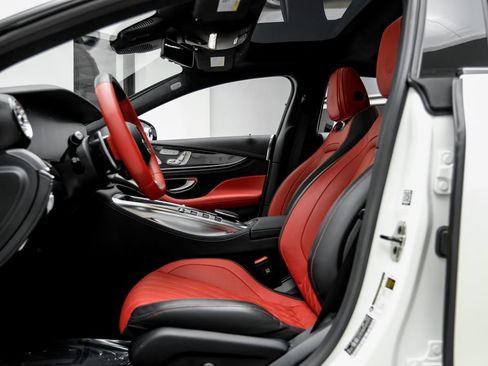 Used 2023 Mercedes-Benz AMG GT 63 image 8