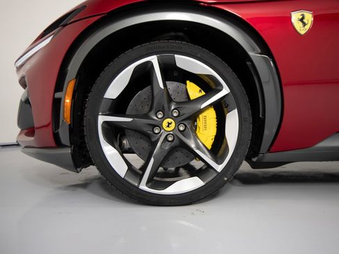 Used 2025 Ferrari Purosangue AWD/4WD image 55