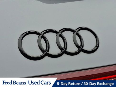 Used 2024 Audi Q4 e-tron Premium Plus image 30