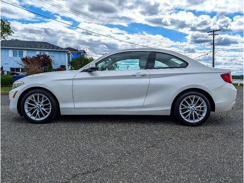 Used 2015 BMW 228i xDrive Coupe AWD/4WD image 8