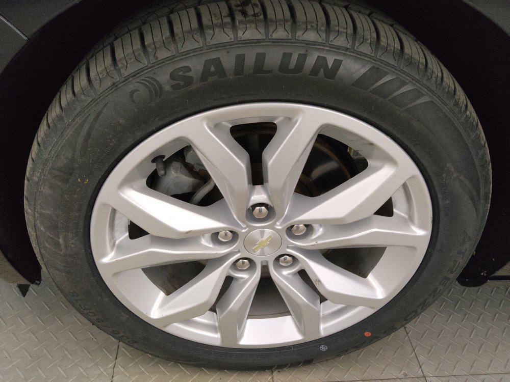Used 2018 Chevrolet Impala LT FWD image 31