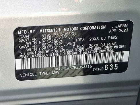 Used 2023 Mitsubishi Outlander SE image 27