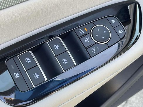 New 2025 Nissan Murano Platinum w/ Cargo Package image 18