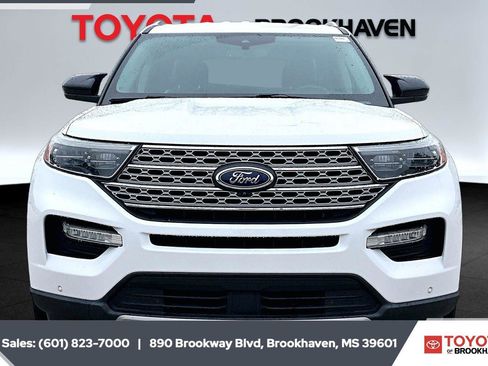 Used 2022 Ford Explorer Limited AWD/4WD image 3
