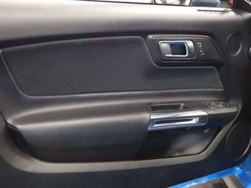 Used 2022 Ford Mustang Mach 1 RWD image 14