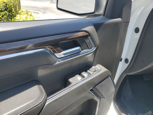 Used 2023 GMC Sierra 1500 Elevation RWD image 10