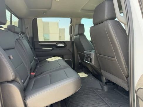 Used 2026 GMC Sierra 2500 SLT w/ SLT Premium Package AWD/4WD image 12
