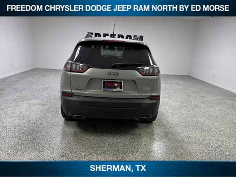 Used 2022 Jeep Cherokee Latitude Lux AWD/4WD image 5