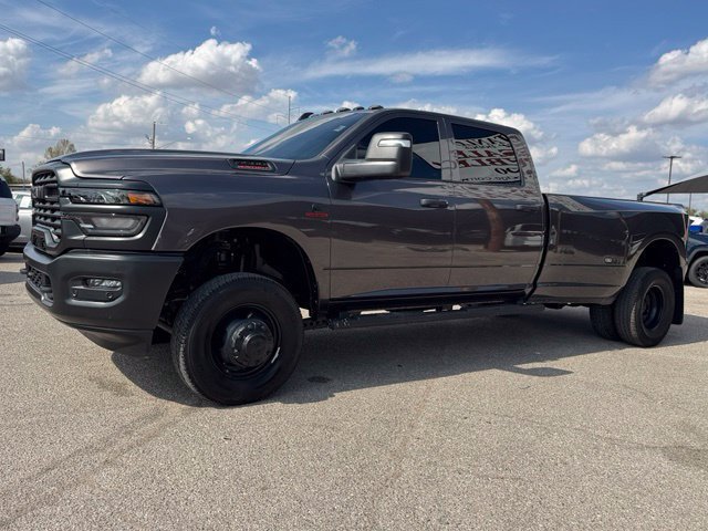 Used 2025 RAM 3500 Tradesman AWD/4WD image 3