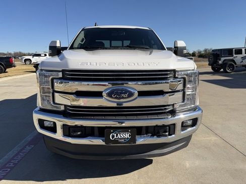 Used 2019 Ford F250 Lariat w/ Lariat Value Package image 8