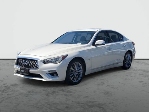 Used 2020 INFINITI Q50 Luxe RWD image 2