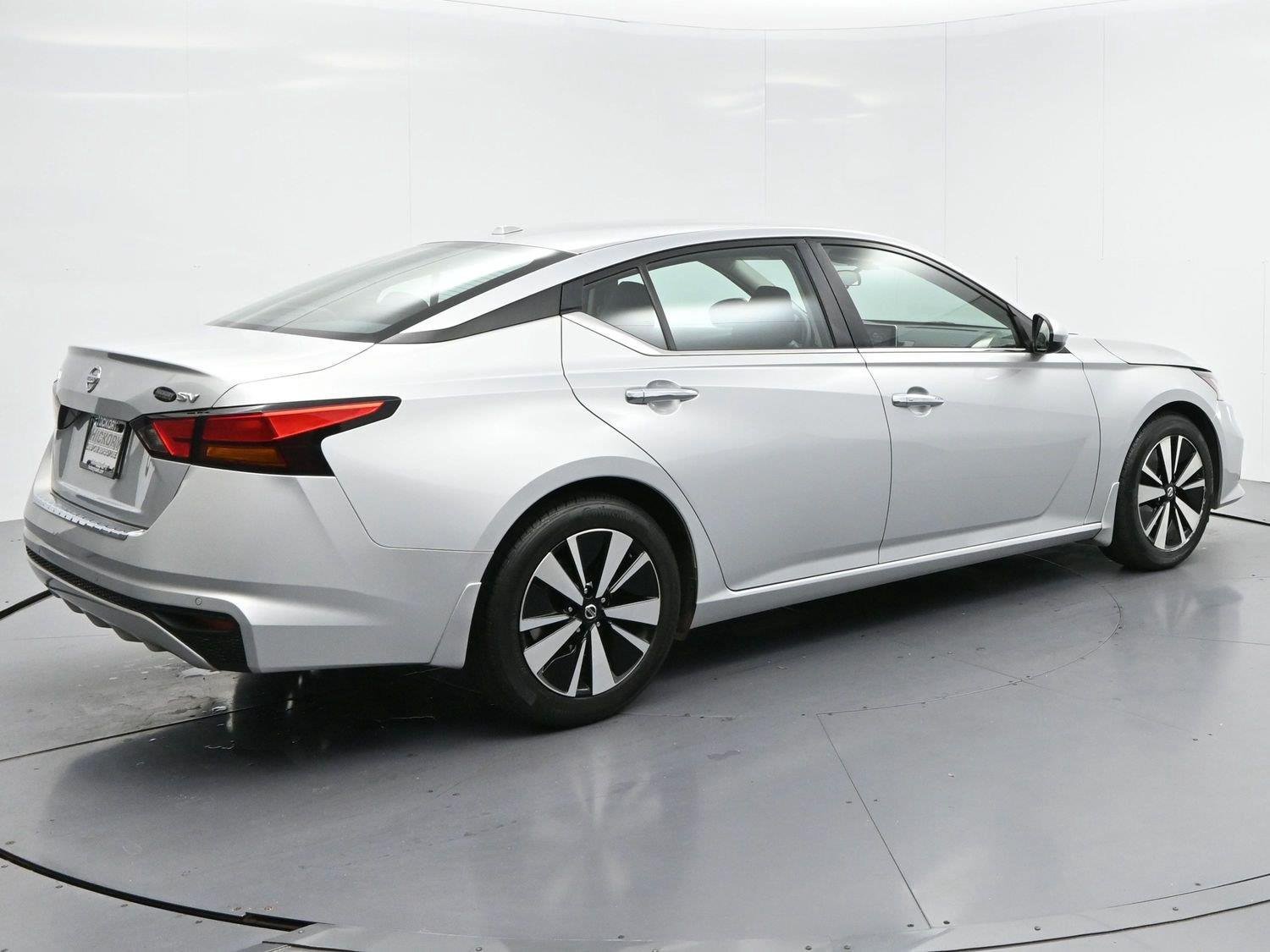 Used 2022 Nissan Altima 2.5 SV FWD image 7