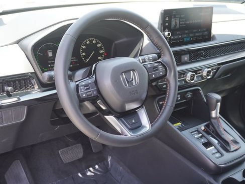 Used 2025 Honda CR-V Sport Touring image 13