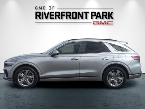 Used 2022 Genesis GV70 3.5T Sport AWD/4WD image 6