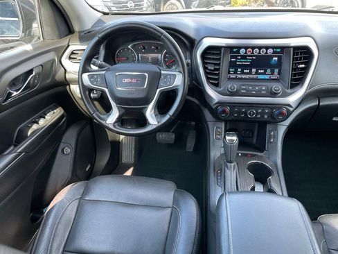Used 2019 GMC Acadia SLT w/ LPO, Floor Liner Package image 10