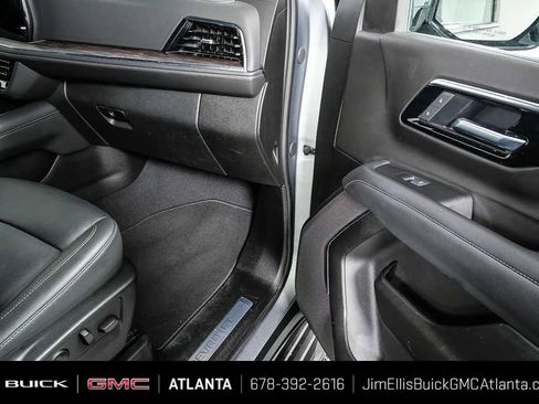 Certified 2025 Chevrolet Tahoe LT AWD/4WD image 24