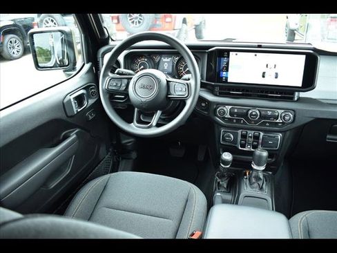 New 2025 Jeep Gladiator Sport image 4