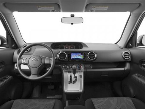 Used 2014 Scion xB image 7