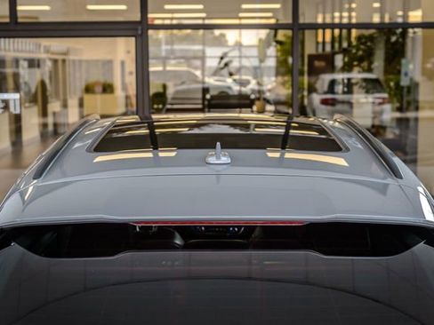 Used 2020 Audi SQ5 Premium Plus w/ Premium Plus Package image 10