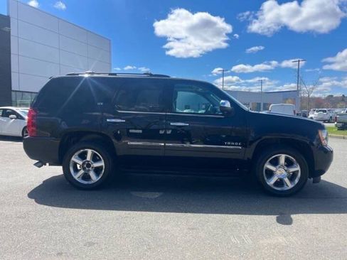 Used 2013 Chevrolet Tahoe LTZ RWD image 3