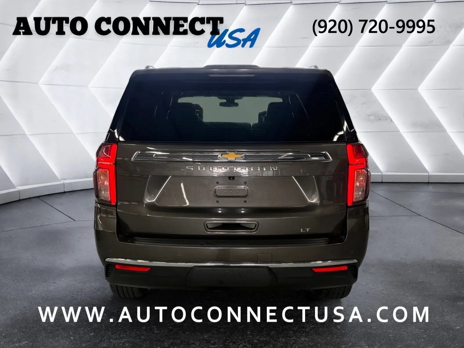 Used 2021 Chevrolet Suburban LT w/ Rear Media and Nav Package AWD/4WD image 5