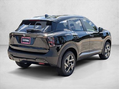 New 2026 Nissan Kicks SV FWD image 2